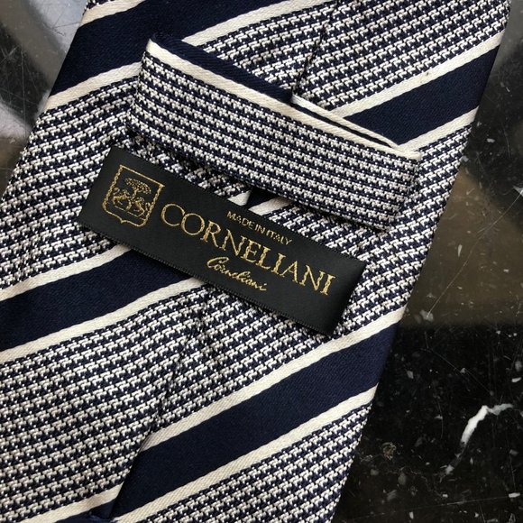 Corneliani Silk Tie - Picture 2 of 3
